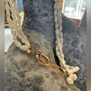 freshwater Pearl vintage  Necklace- silver clasp gold color, stamped